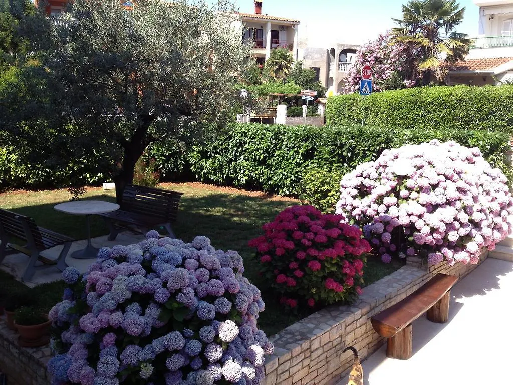 Apartments Nena Pola Croazia